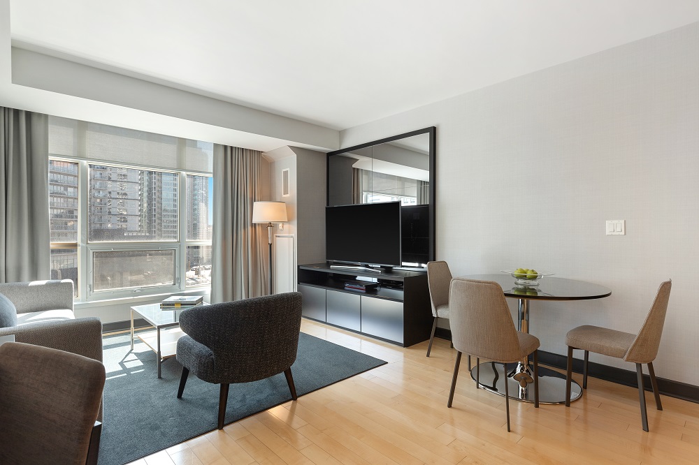 OTT系统和IPTV系统不一样吗？