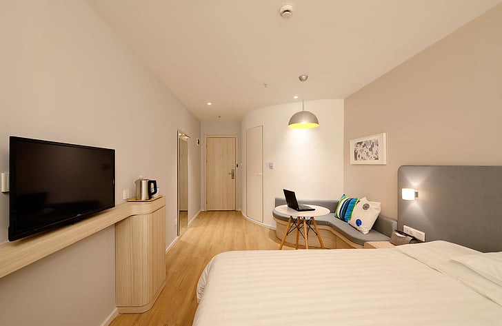 1779178725552999.jpg hotel-guest-room-new-preview.jpg